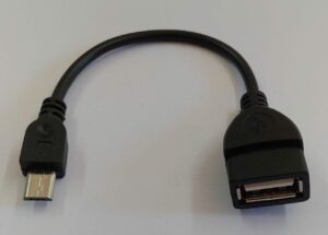 Adaptador V8 macho para USB fêmea