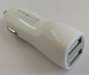 Carregador veicular 3.1A com 2 entradas USB/USB